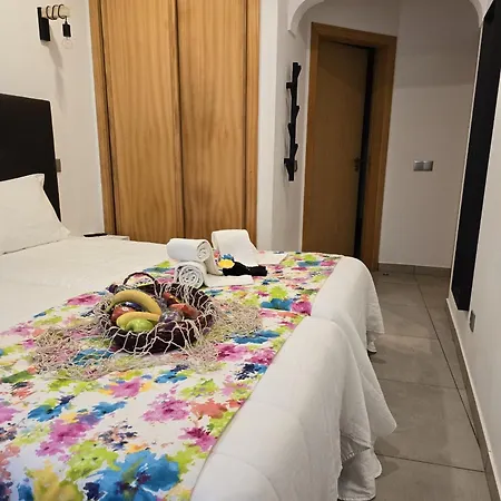Lc's Guest house *