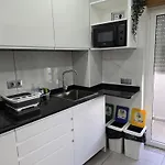 Lc's Pensjonat Lagos